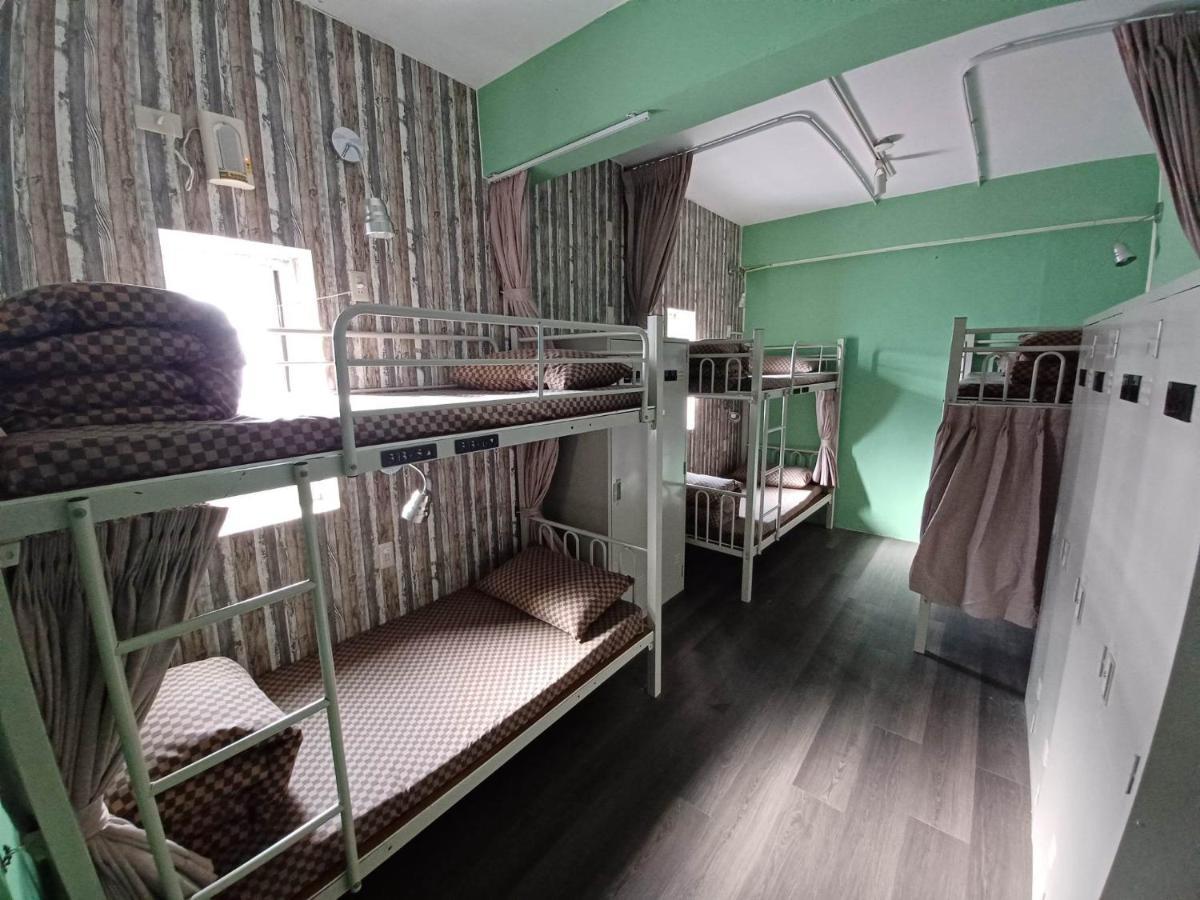 Lovely Bean Hostel Kota Hualien Bagian luar foto