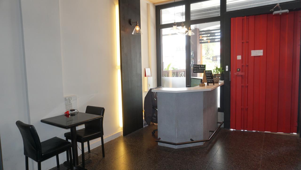 Lovely Bean Hostel Kota Hualien Bagian luar foto